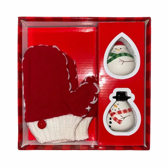 CIB Holiday Tableware Set 4 Flatware Mittens & 2 Sets Salt Pepper Shakers - Picture 2 of 4